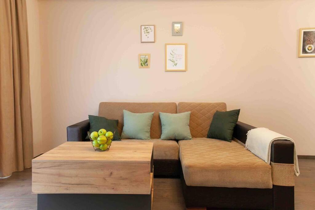 Gg Home - Cozy 1 Bedroom Apartment On Kazbegi Avenue 15 Tiflis Exterior foto