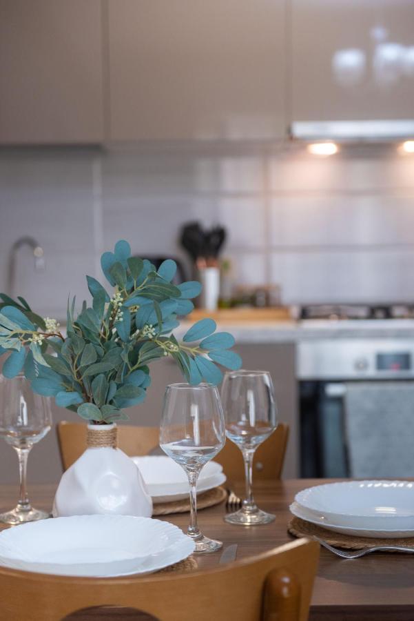 Gg Home - Cozy 1 Bedroom Apartment On Kazbegi Avenue 15 Tiflis Exterior foto